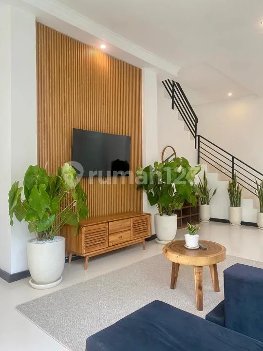 Villa For Leasehold At Karang Suwung , Tibubeneng, Canggu Kuta Utara - Image 1 of 4