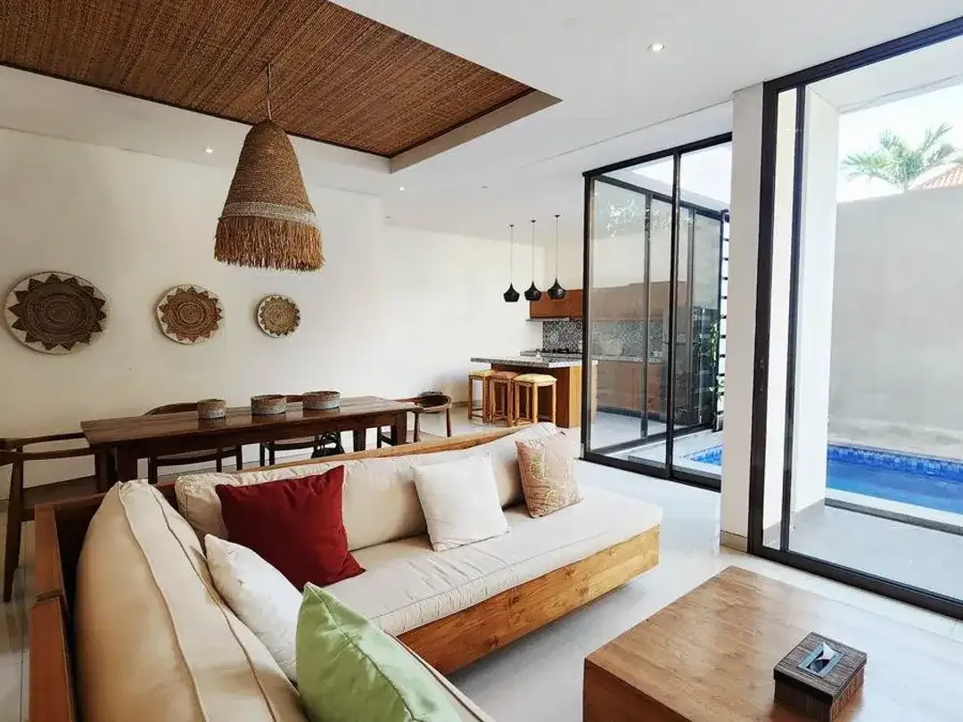Villa Minimalis Petitenget – Dijual & Disewakan, Dekat Pantai Petitenget Seminyak. - Image 3 of 10