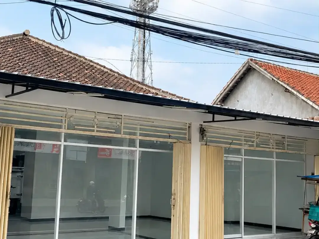 DISEWAKAN TOKO STRATEGIS – MUDING KAJA, BALI - Image 1 of 5