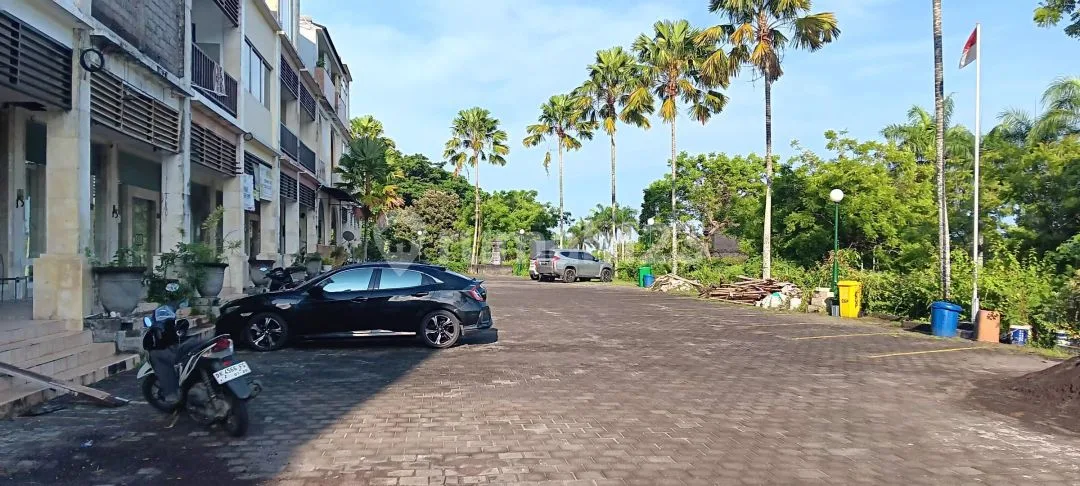 Dijual Ruko Yang Berlokasi Di Sahadewa Plaza, Pecatu Indah Resort - Image 2 of 4
