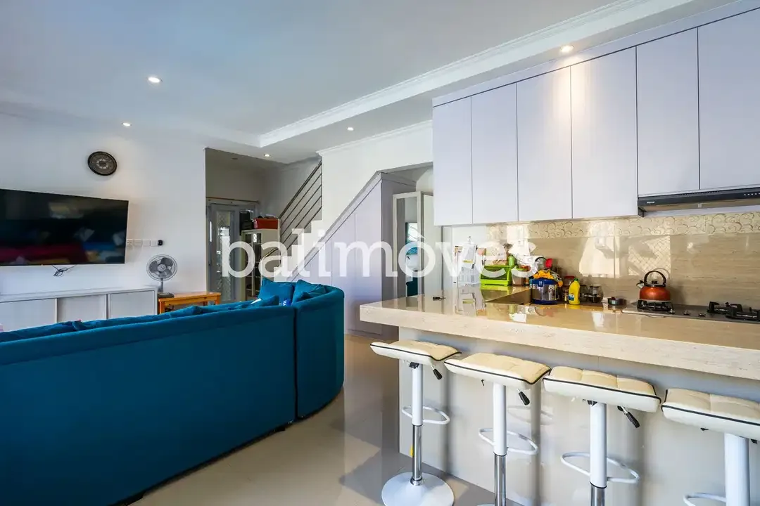 Dijual Hak Milik Villa Tiga Kamar Tidur Di Sanur - Image 7 of 10
