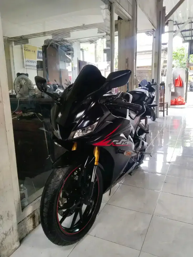YAMAHA R15 TAHUN 2019 PAJAK OFF 2X SURAT LENGKAP - Image 2 of 8