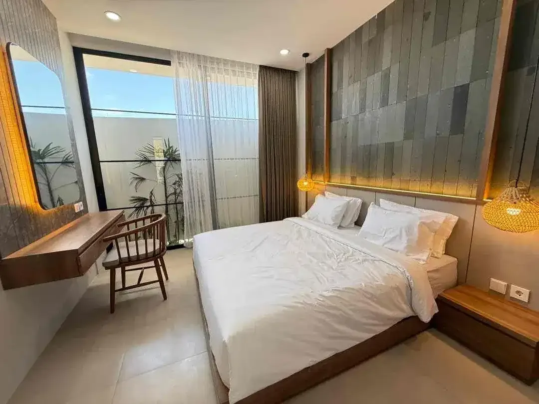 New Modern Tropical Villa in Canggu Padonan - Image 8 of 10