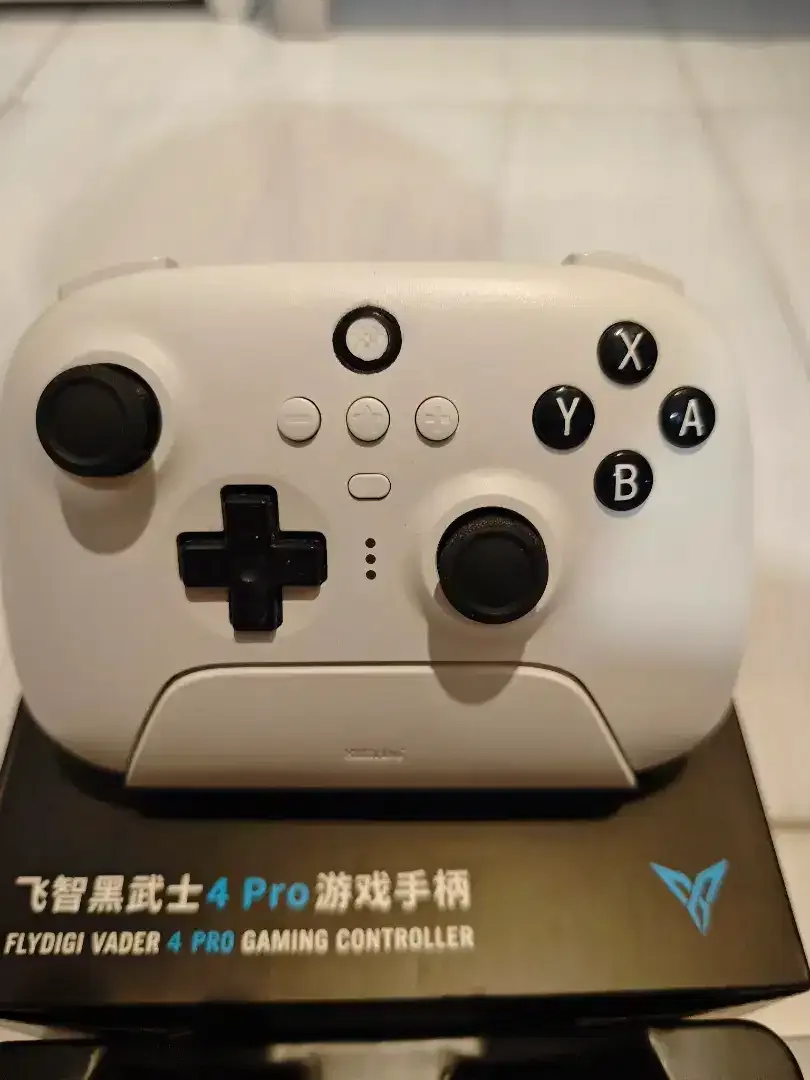 8bitdo Ultimate controller gemepad 2.4G+Bluetooth - Image 5 of 10