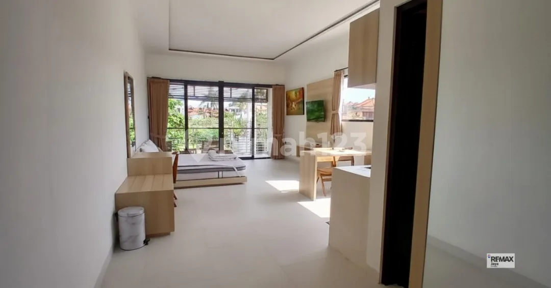 Modern & Spacious 1Br Apartment With Scenic View In Munggu-Seseh - Image 2 of 4