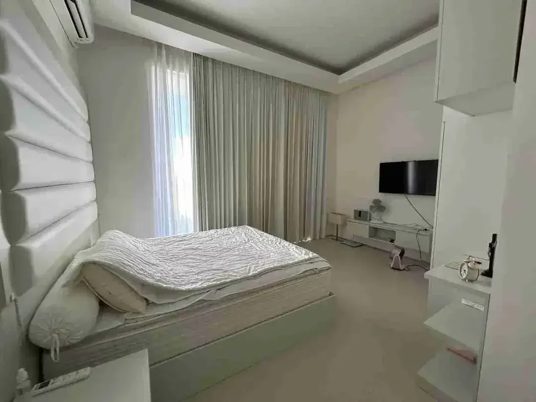 Minimalist Villa 3 Lantai View Tol Laut Taman Griya Jimbaran Bali - Image 8 of 10