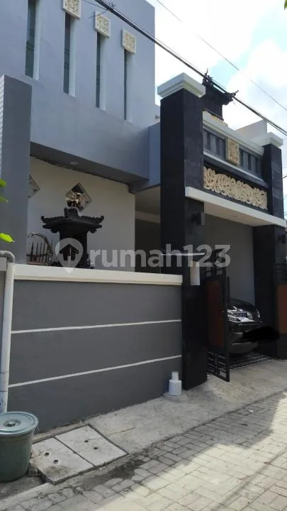 Rumah 2 Lantai 4 Kamar Griya Nugraha Nusa Dua - Image 1 of 4