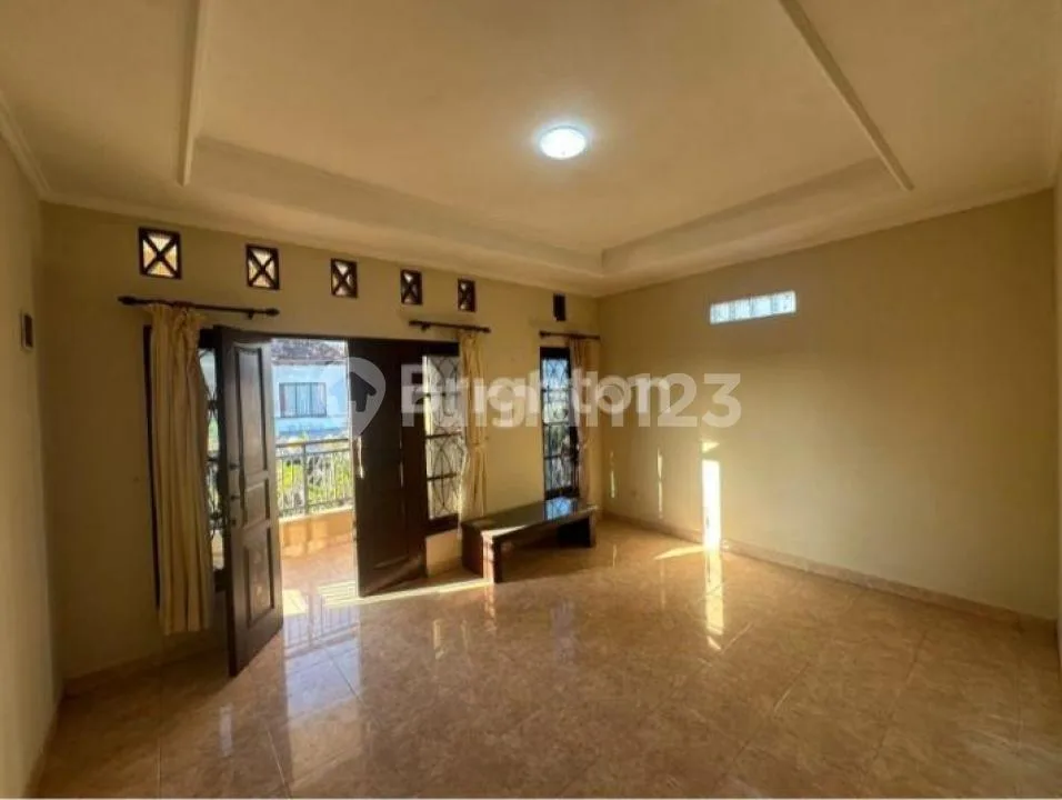 Rumah Taman - Image 2 of 4