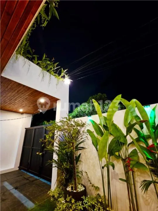 Beautiful Modern Villa With Smart Home System - Image 3 of 4