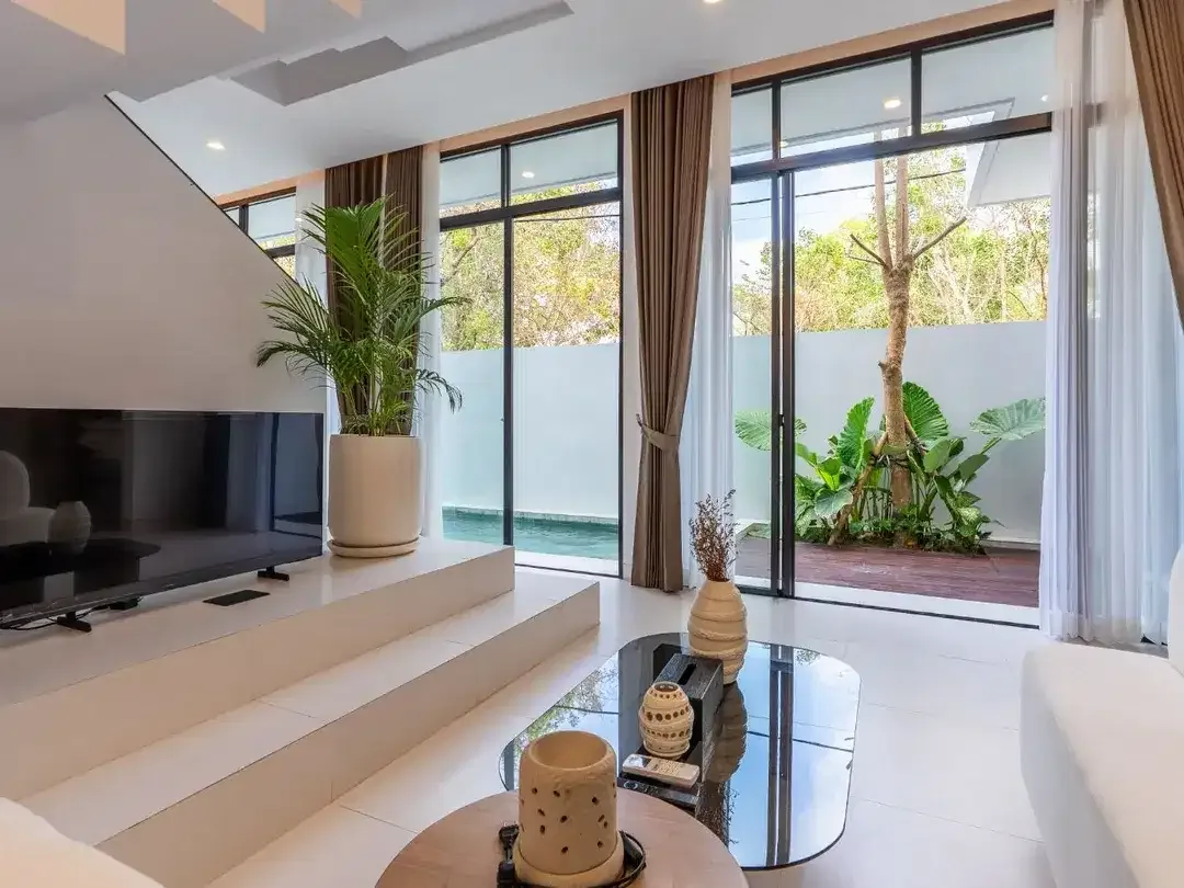 VILLA MEWAH BRAND NEW TIGA LANTAI DI UNGASAN KUTA SELATAN BALI - Image 3 of 10