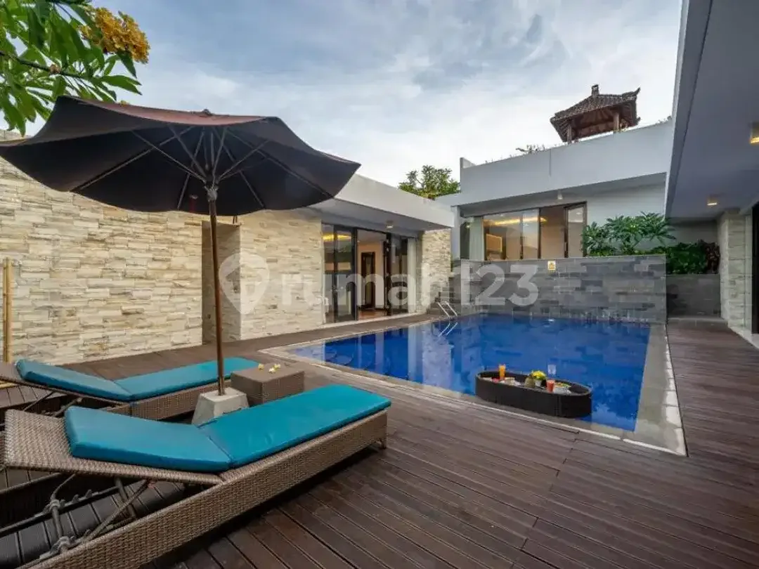For Sale Villa Modern Style At Nusa Dua Badung Bali - Image 3 of 10