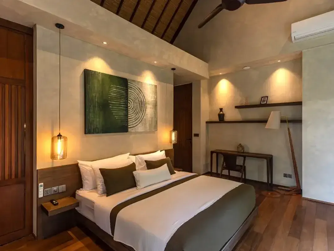 Leasehold - Refined Island Sanctuary - Spacious 5BR Villa Designed for Luxury Living - Image 10 of 10