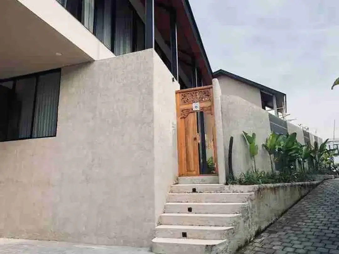 DISEWAKAN VILLA MEWAH FULL FURNISJ DEKAT PANTAI BRAWA LS - Image 4 of 10