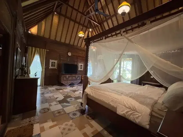 Dijual Dua Bangunan Estate Artistik & Tropis di Kemenuh, Gianyar - Image 7 of 10