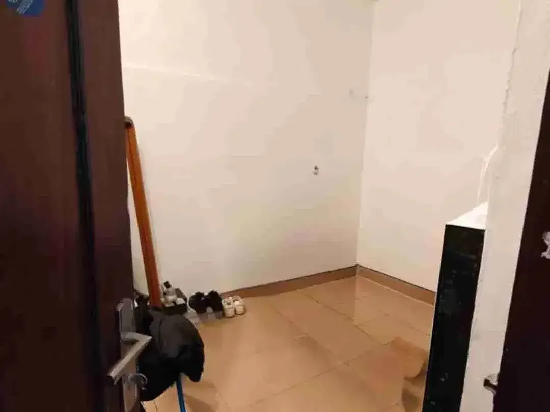 Rumah 3 Kamar jalan soputan strategis dekat pusat kuliner - Image 3 of 5