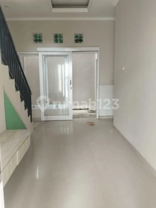 Disewakan Cepat Rumah Cantik Terawat Siap Huni Posisi Rumah Hook Pulau Galang Selangkah ke Trans Studio - Image 4 of 4