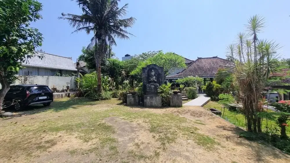Villa 3 Bedroom yg Luas -hanya 3 menit dari Pantai Saba, Bali - Image 9 of 10