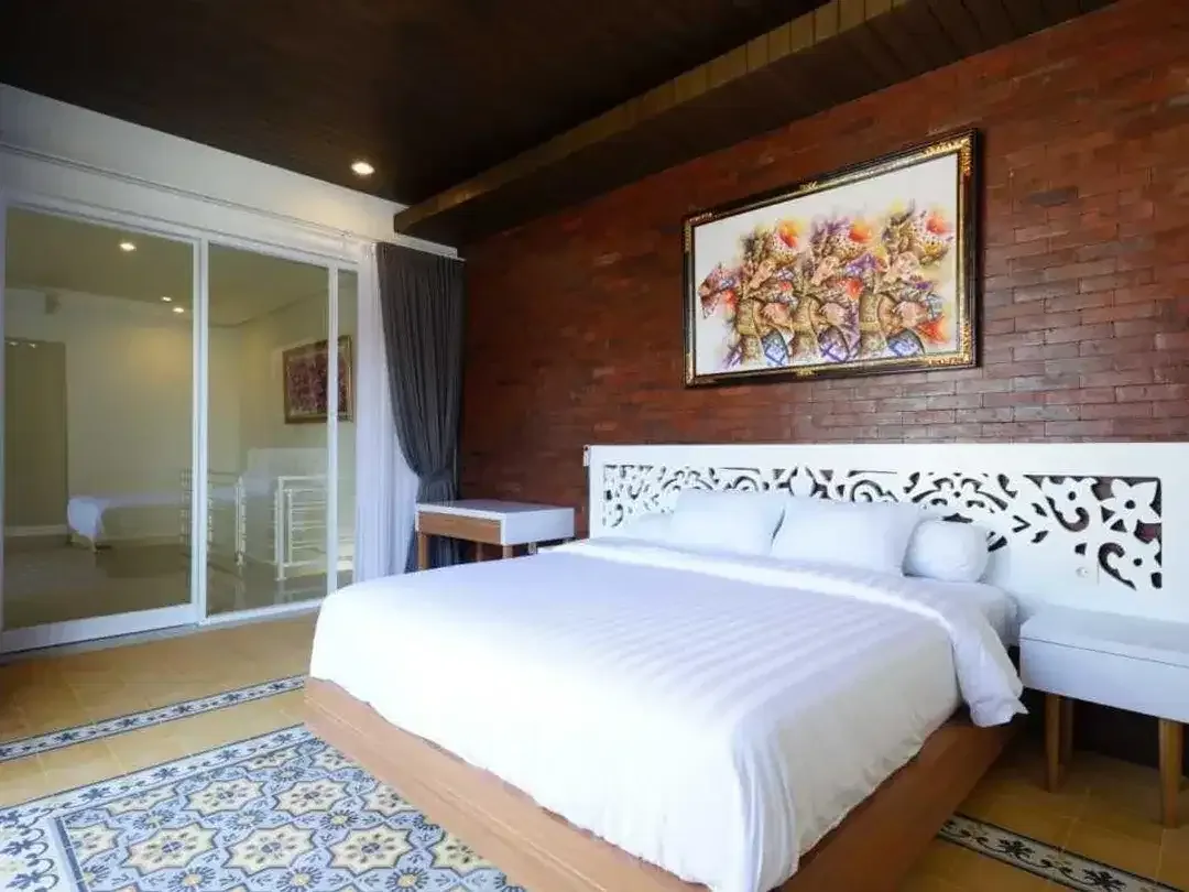 Villa Modern Baru 4 Kamar di Berawa, Canggu - Lokasi Premium - Image 7 of 9