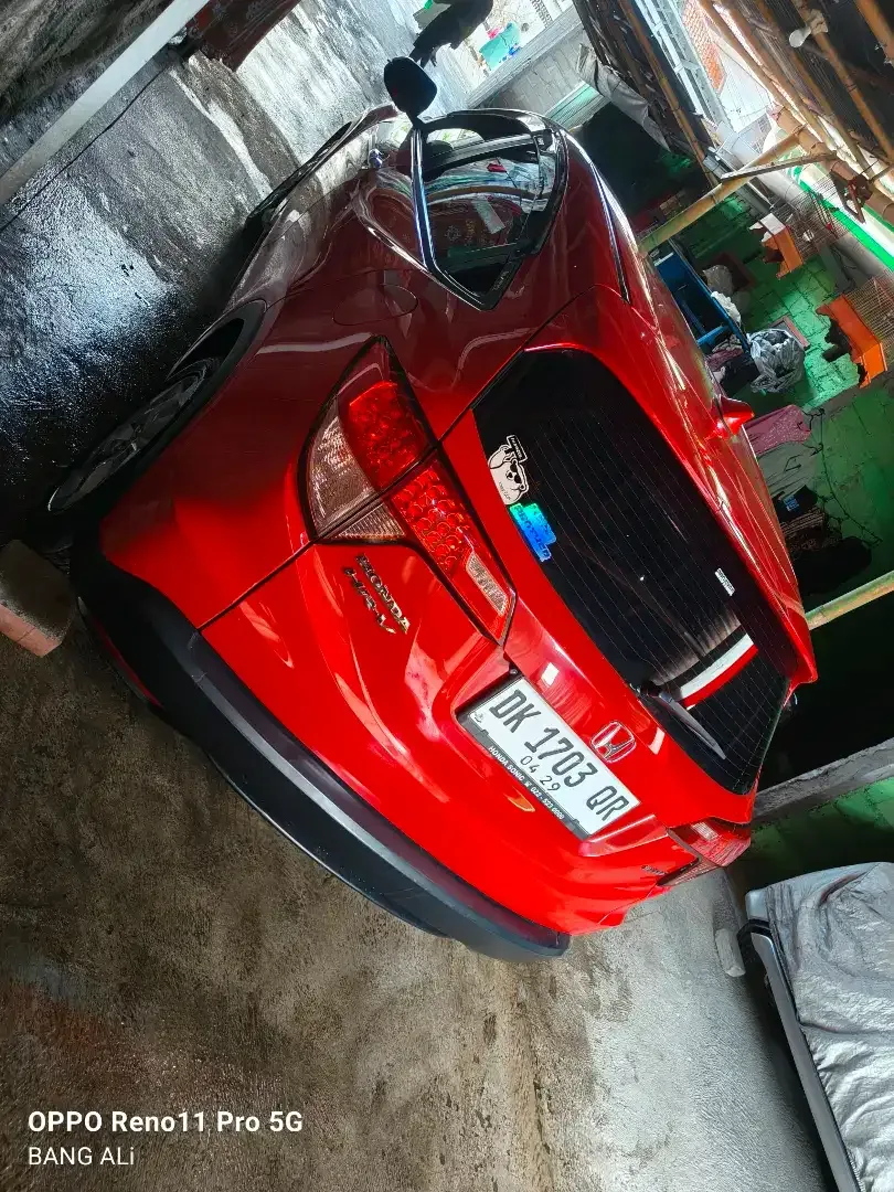 HR-V E metic tahun 2017 - Image 5 of 10