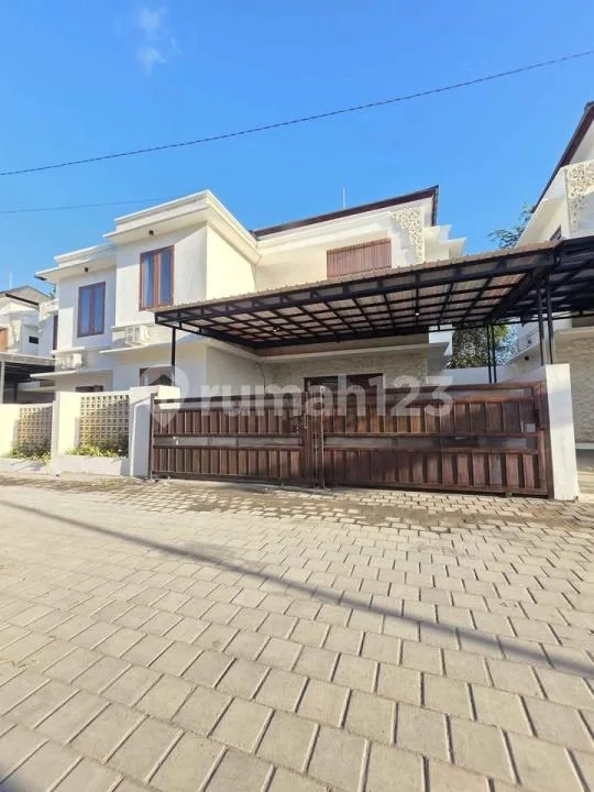 Rumah Kontrakan 3 Kamar Semi Furnished, Jimbaran - Image 1 of 4