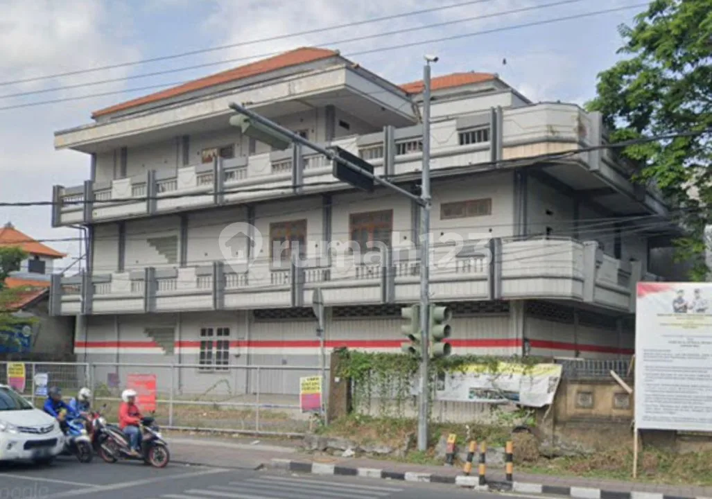 RUKO JALAN BULUH INDAH DENPASAR 3 LANTAI - Image 1 of 4