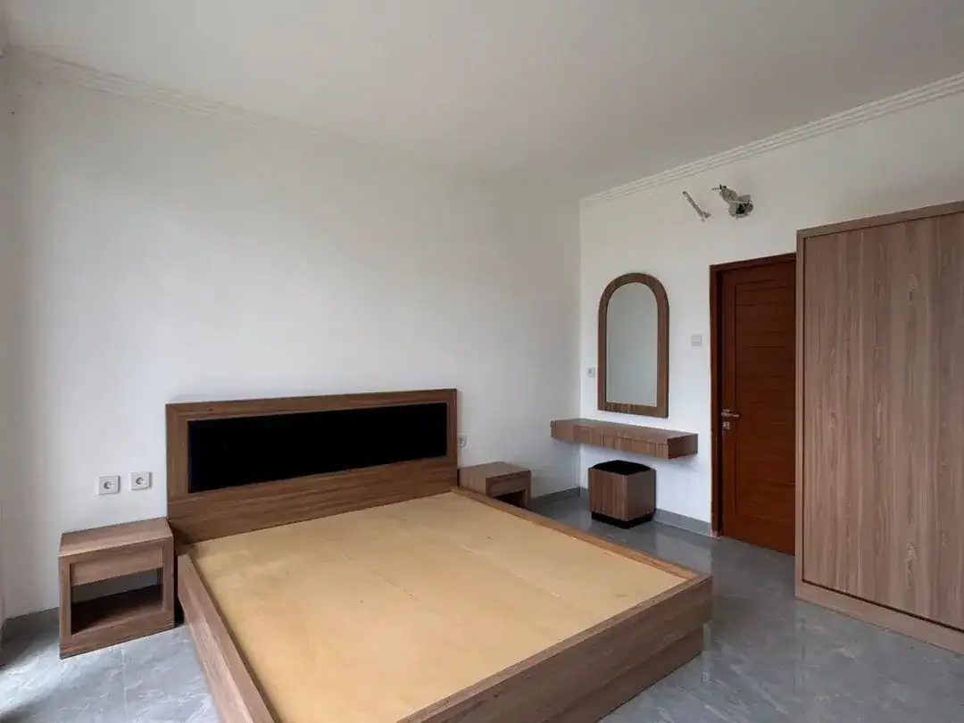 Dijual Villa Mewah Dekat Pantai di Canggu - Image 5 of 6