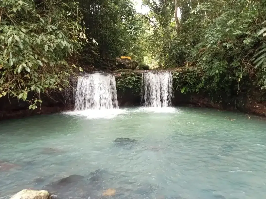 Tanah Tepi Air Terjun Wisata Gunung Salak Selemadeg Tabanan Bali - Image 2 of 9