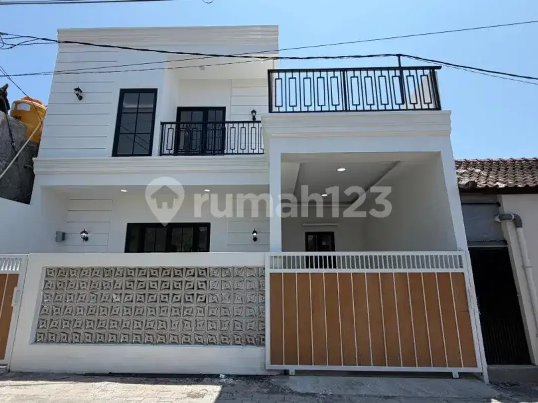 For Rent Rumah Baru 2 Lantai di Denpasar Selatan - Image 2 of 5