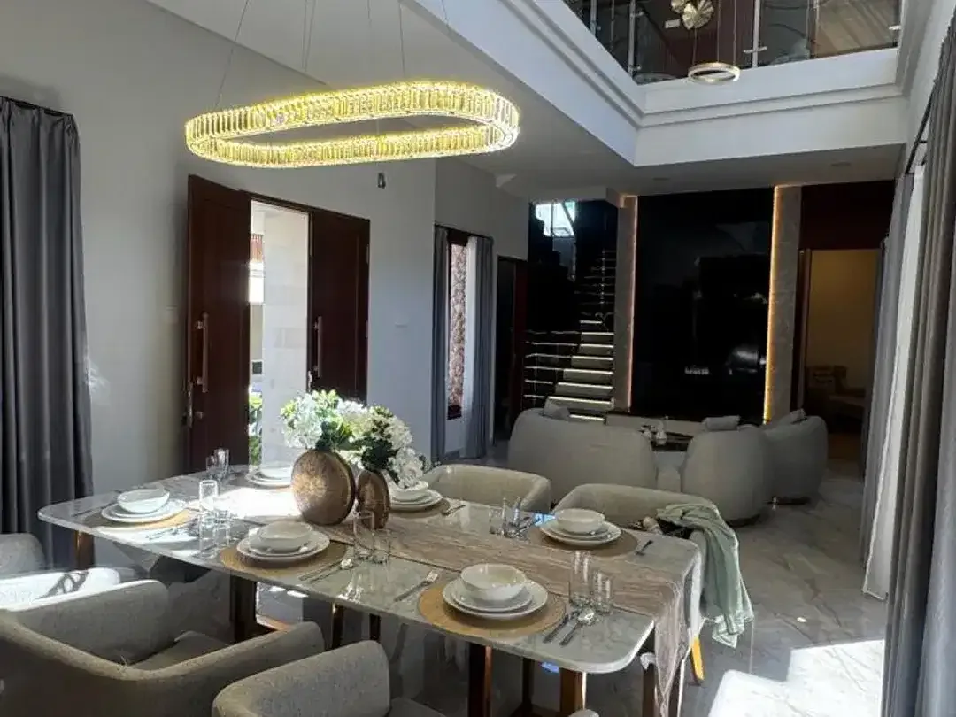 RUMAH BARU FULLY FURNISHED DI SANUR - Image 7 of 10