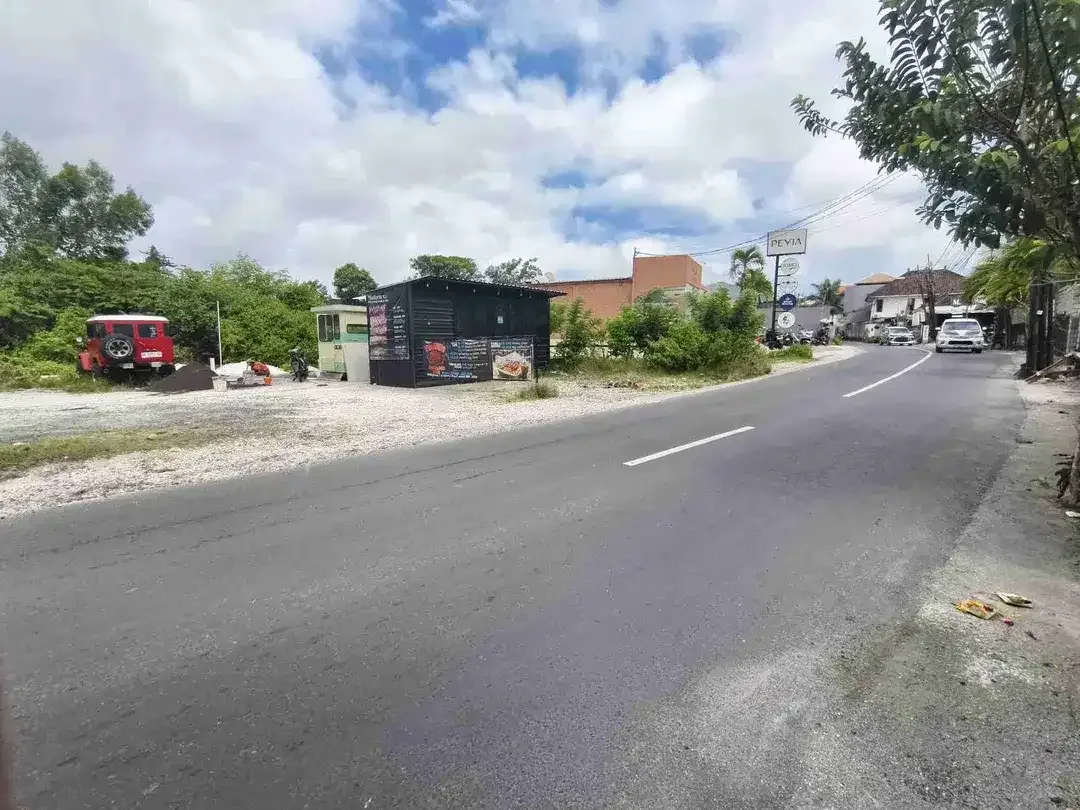 Lahan Komersial Main Road Toyaning Ungasan Dekat Bingin 3.500m2 - Image 4 of 9