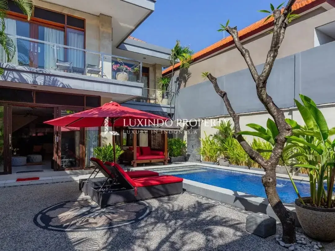 DIJUAL VILLA DENGAN 3 KAMAR TIDUR DI LEGIAN - Image 3 of 10