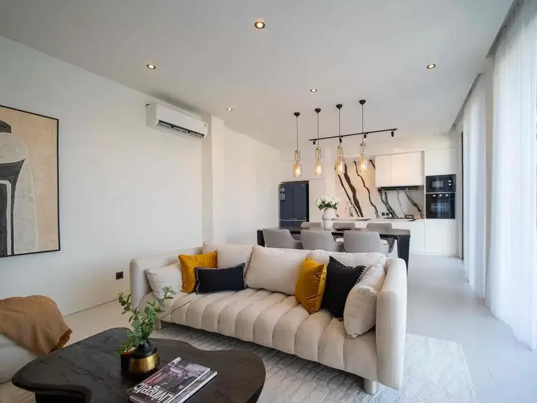 SALE Villa 3 Kamar View Sawah, 1,5 Km Pantai Berawa - Image 2 of 9