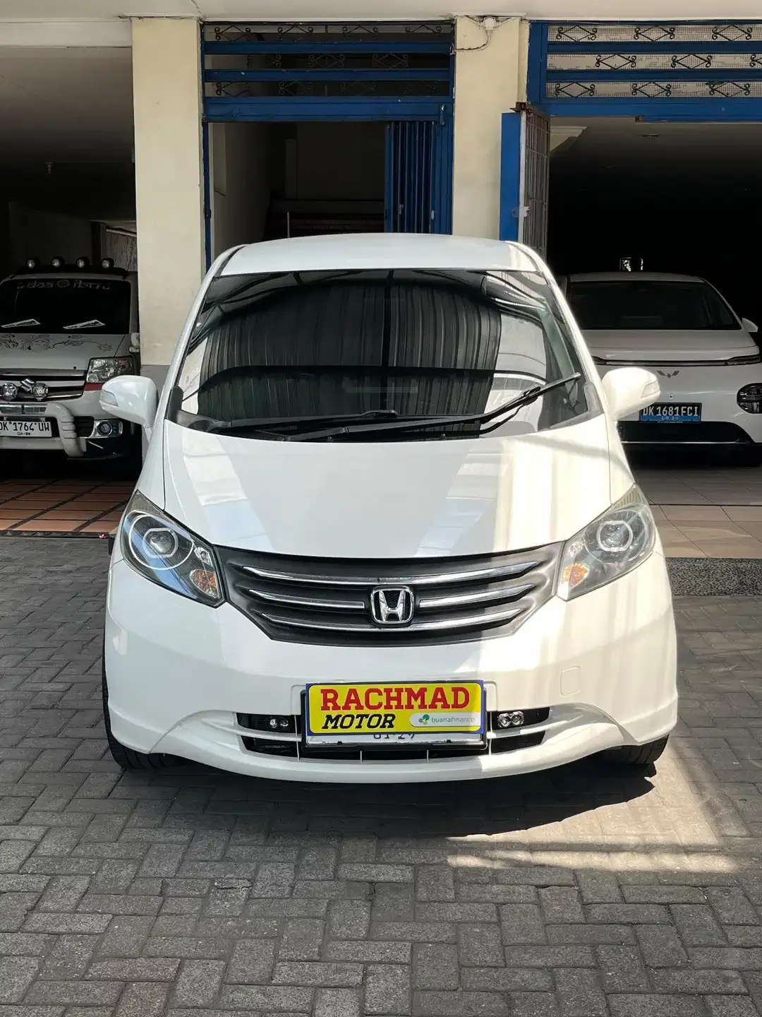 Honda Freed E 2012 putih - Image 2 of 10