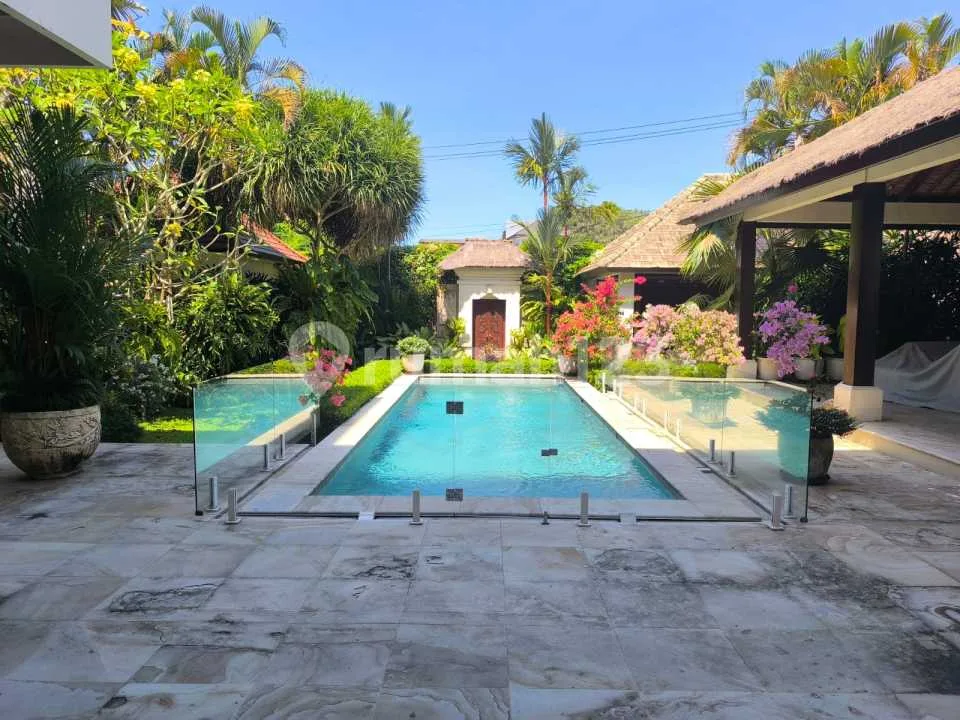 Luxury Tropical Balinese Villa - Jimbaran Bali - Image 2 of 4
