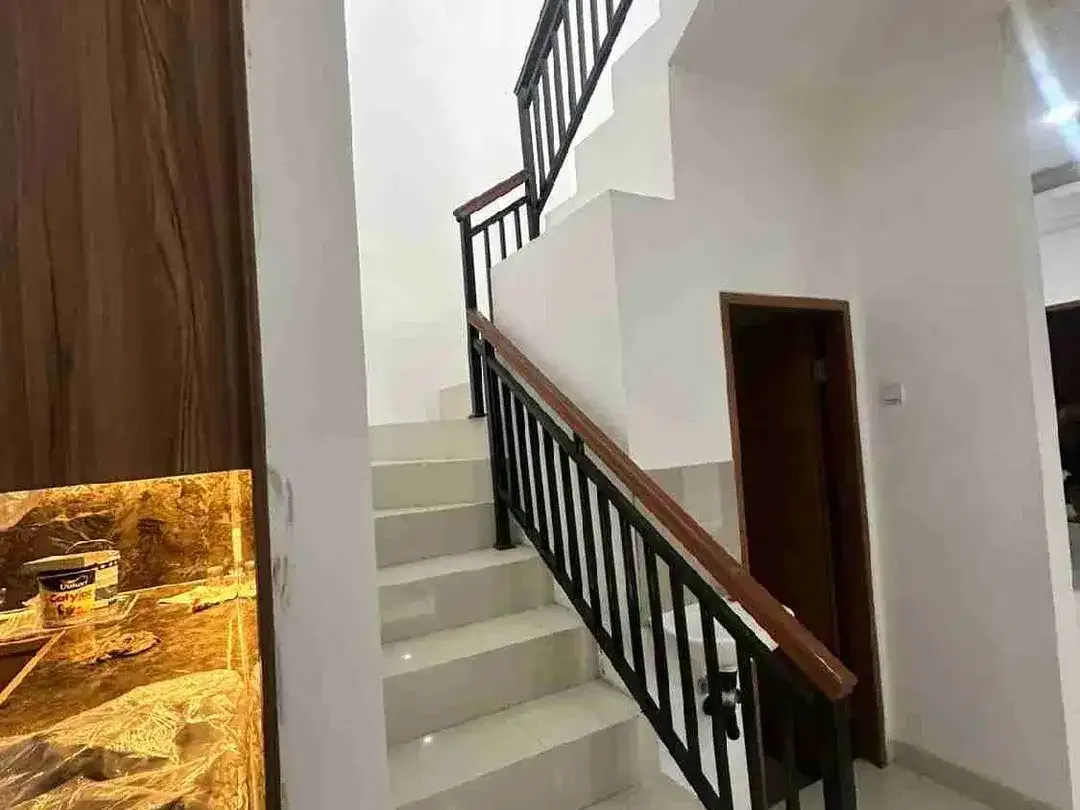 dijual villa baru lantai 2 sanur kauh - Image 3 of 9