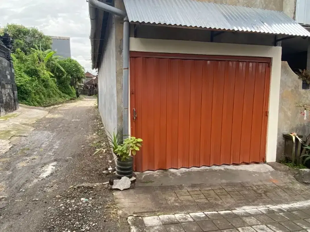 Rumah Dijual - Include dengan Toko dan 2 Kamar Kos - Image 9 of 10
