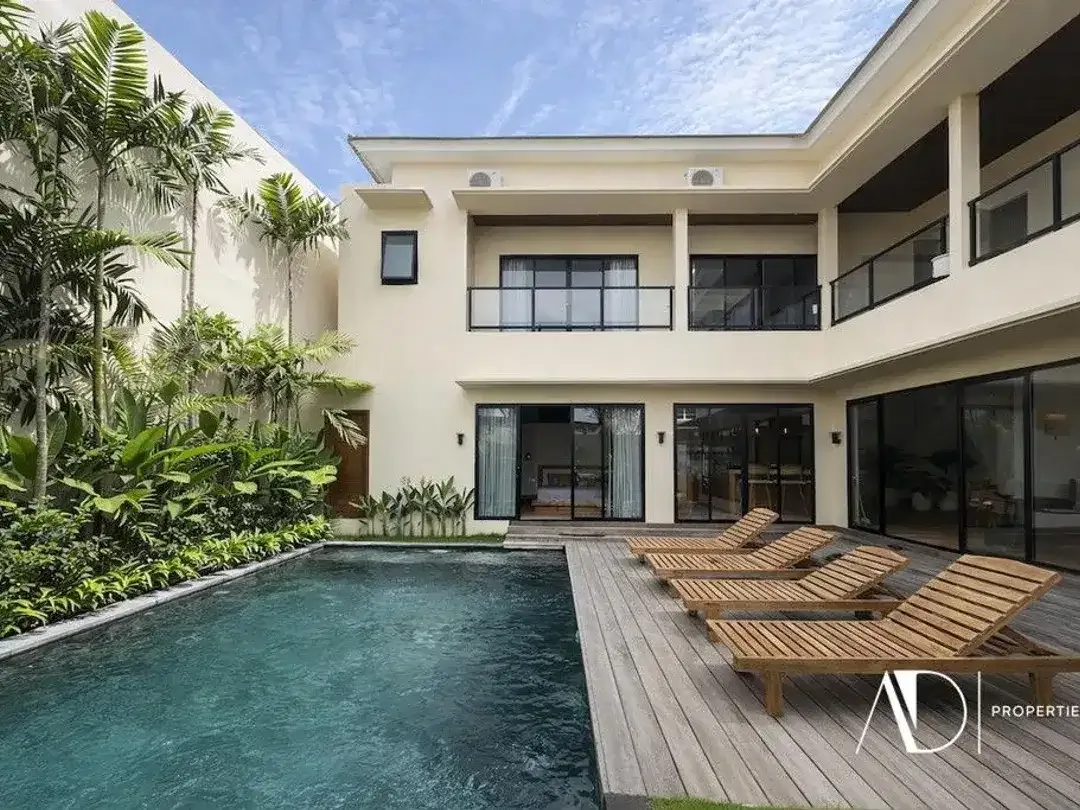 LEASEHOLD | MODERN 4-BEDROOM VILLA NEAR SANUR BEACH - Image 1 of 10