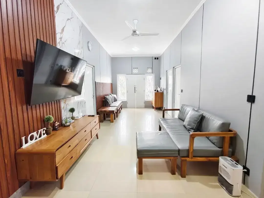 RUMAH MODERN DI PERUMAHAN KAWASAN ELITE AREA TAMAN MUMBUL NUSA DUA - Image 8 of 10
