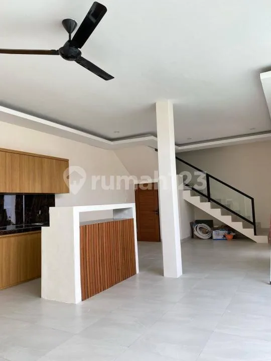 Villa Bangunan Baru Lengkap Lokasi Strategis di Canggu - Image 2 of 4