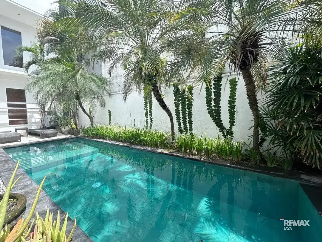 VILLA A LUXURY  FOR RENT  IN KEROBOKAN - Image 5 of 8