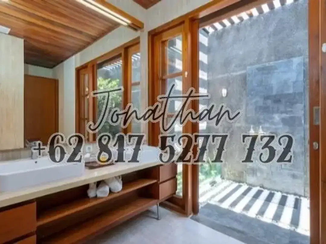 Dijual Villa 4 Kamar Tidur Dekat Pantai Melasti Ungasan - Image 3 of 10