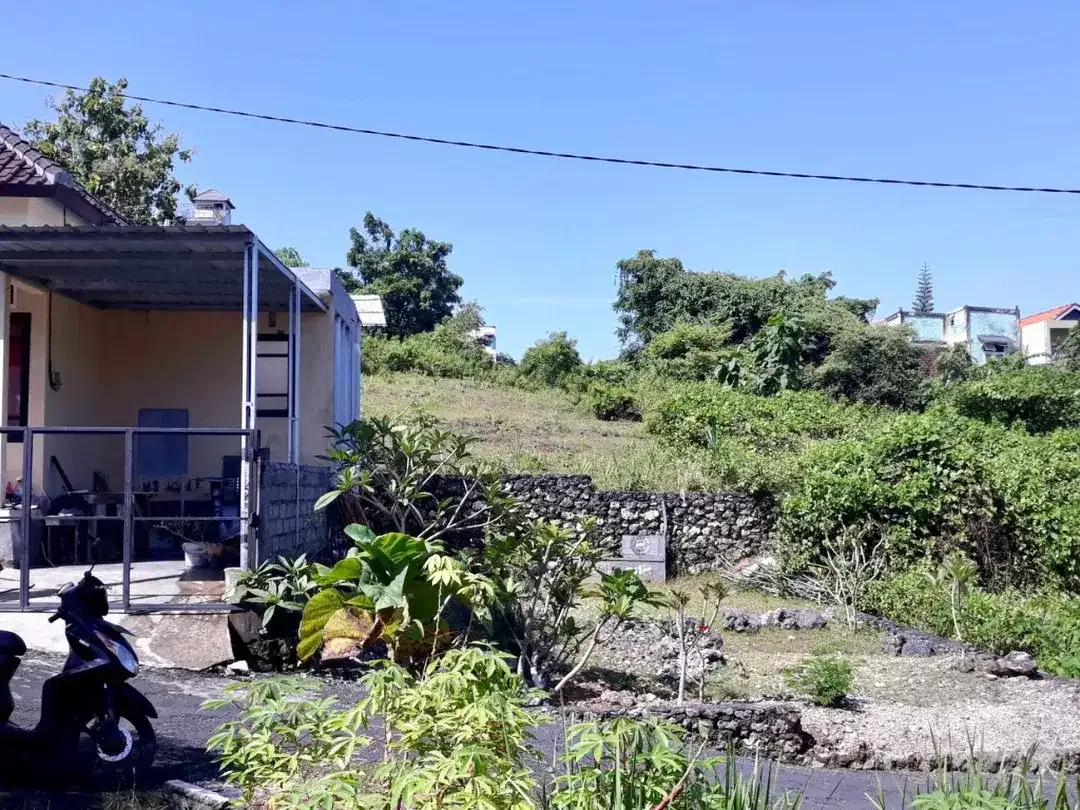 ID:E-07 Dijual Rumah Jimbaran Kuta Selatan Bali Dekat GWK Ungasan - Image 2 of 4