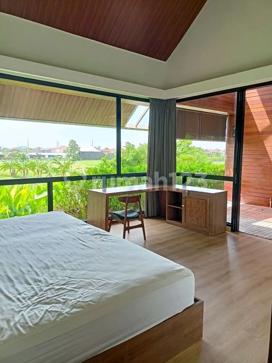 Villa Tropical View Sawah Furnished di Sanur Dekat Pantai - Image 2 of 4
