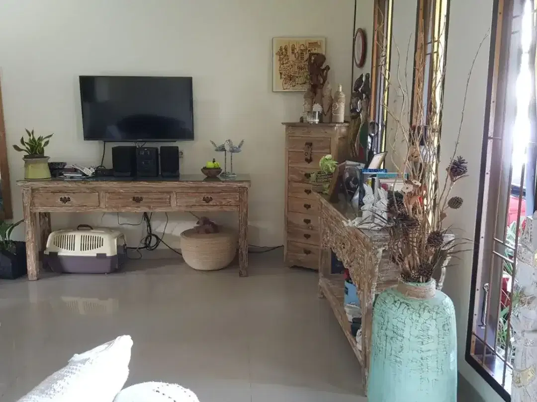 Rumah Hook 3 Kamar Tidur Fully Furnished Dijual di Ungasan, Badung - Image 5 of 9