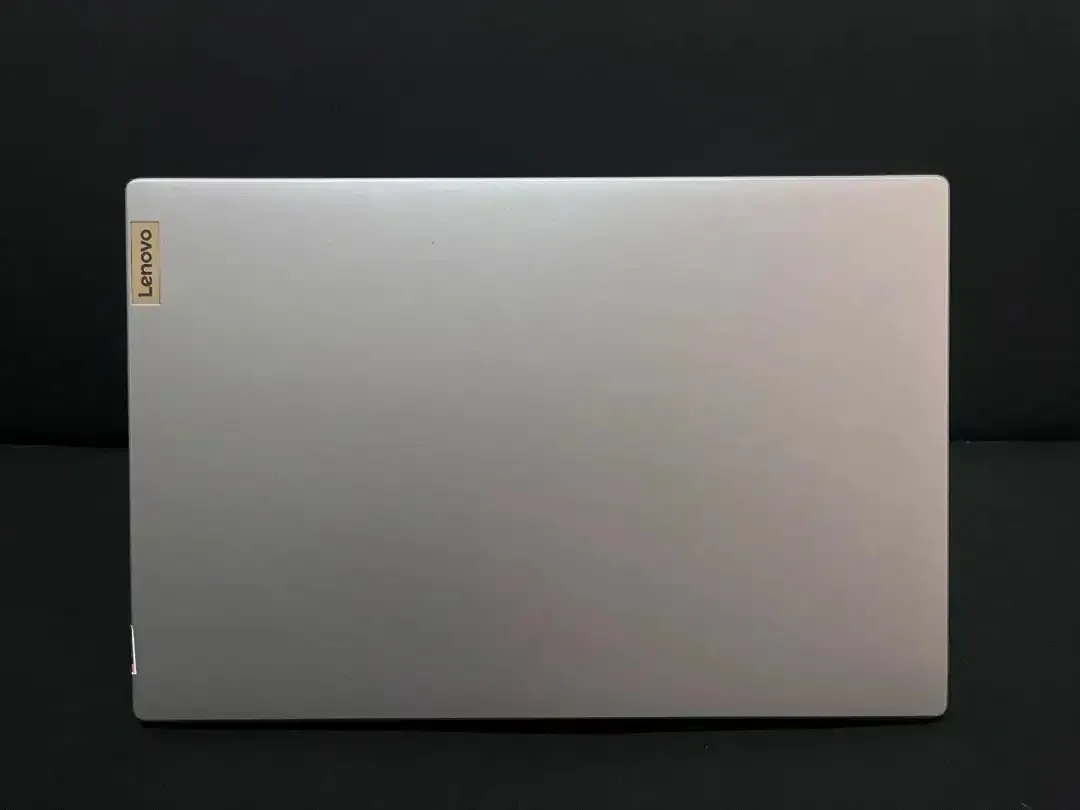 Dijual Lenovo V14 G4 AMN Amd Athlon Silver 7120U ( ram 8/ssd 256 ) - Image 4 of 7
