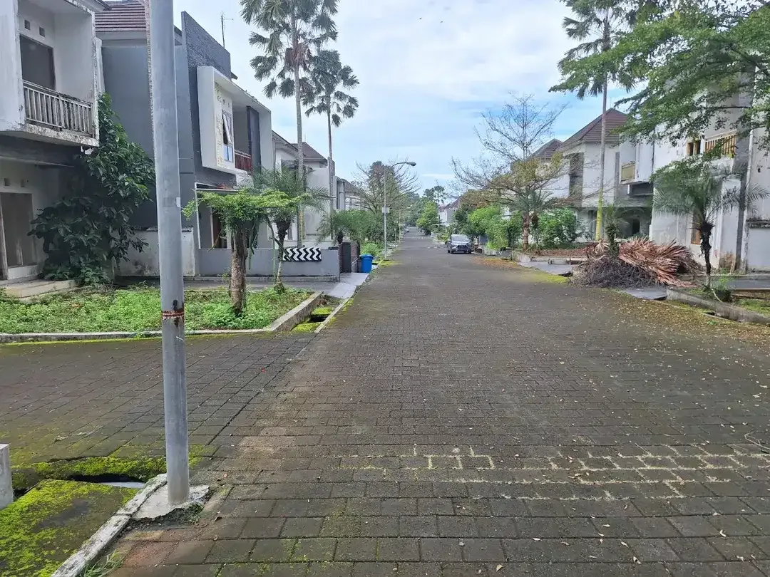RUMAH HARGA DIBAWAH NJOP ROYA GRIYA LOKA TABANAN - Image 3 of 7