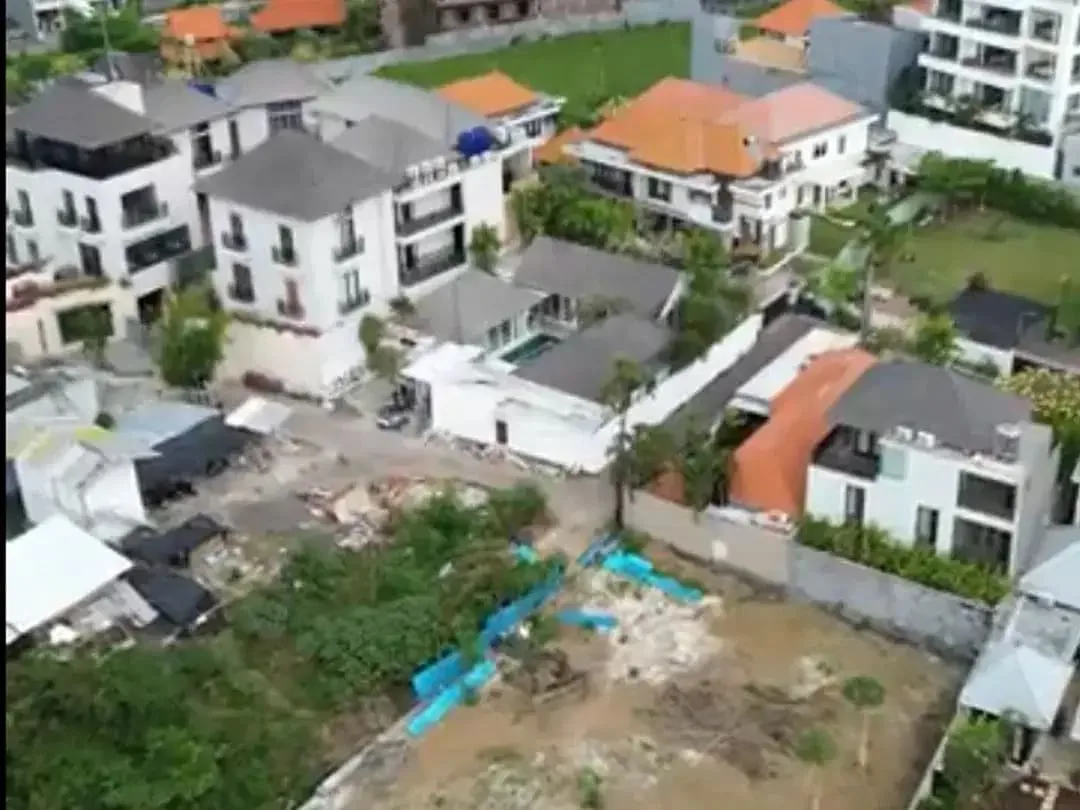 LAND IN PRIME LOCATION BERAWA BEACH CANGGU - Image 2 of 5