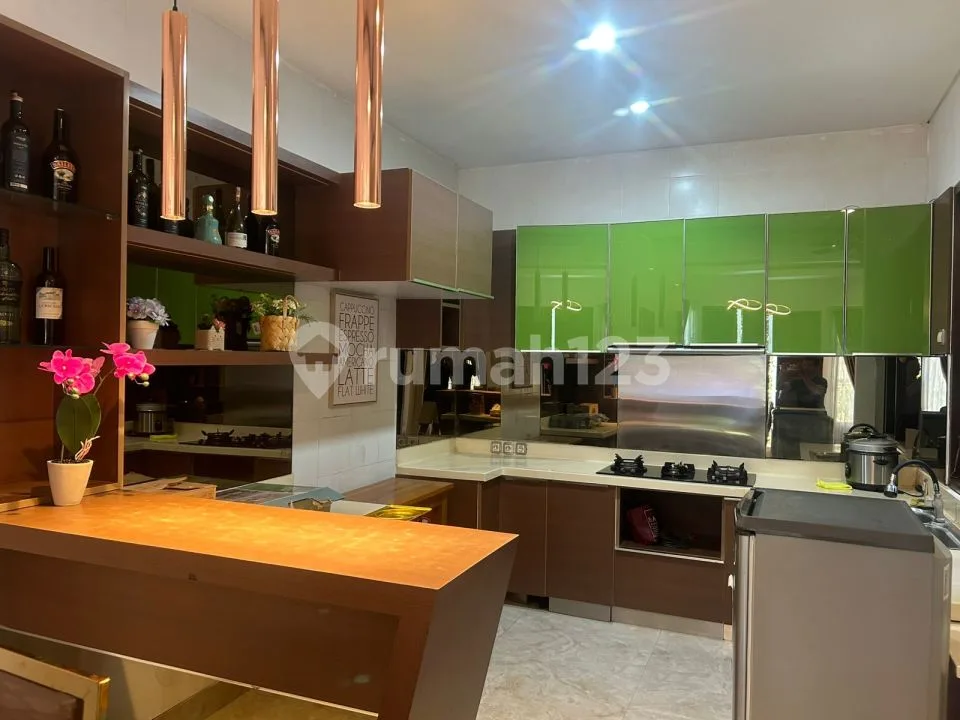 Samatha Residence, Taman Giri, Benoa, Mumbul, Nusa Dua. Full Furnish - Image 4 of 4
