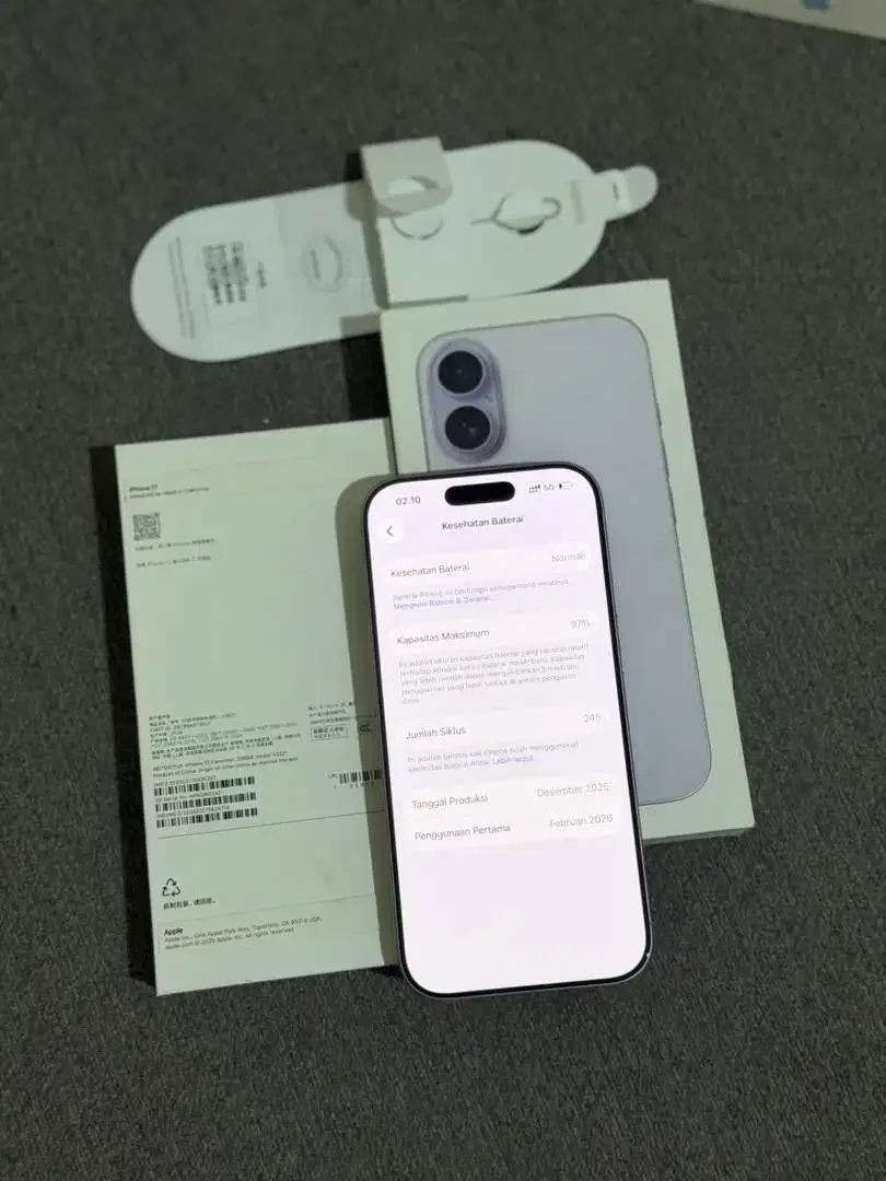 iPhone 17 256GB Bea Cukai Dual SIM Fisik Purple Rare Unit - Image 3 of 5