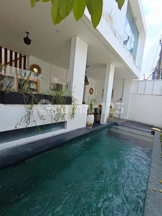 Yearly Rent Villa 2 Bedrooms In Seminyak - Image 4 of 4